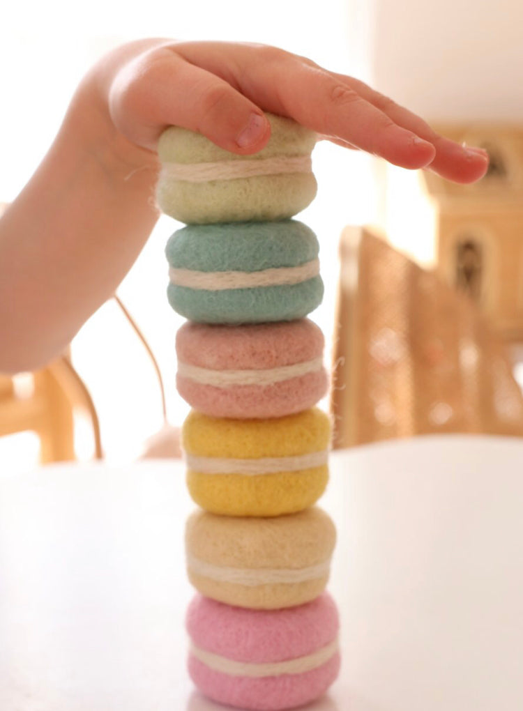 Macarons Set